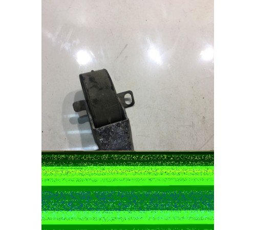 Кронштейн глушителя (правый)