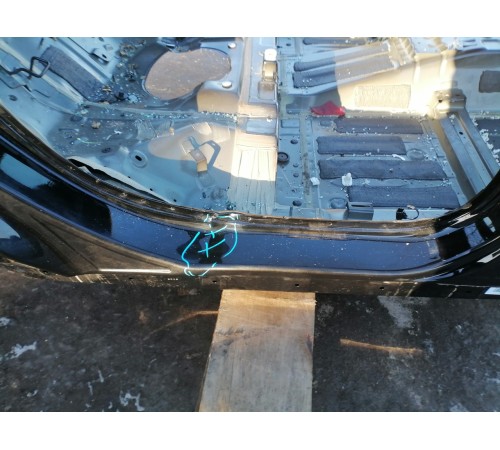 Порог с центральной стойкой (правый)