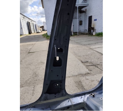 Порог со стойкой правый