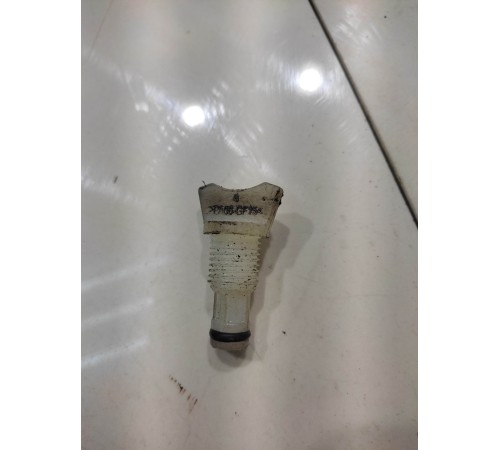 Сливная пробка радиатора