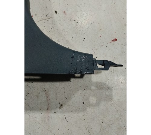 Обшивка центральной стойки левая нижняя