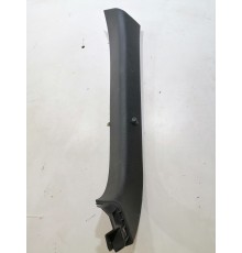 Обшивка двери багажника правая