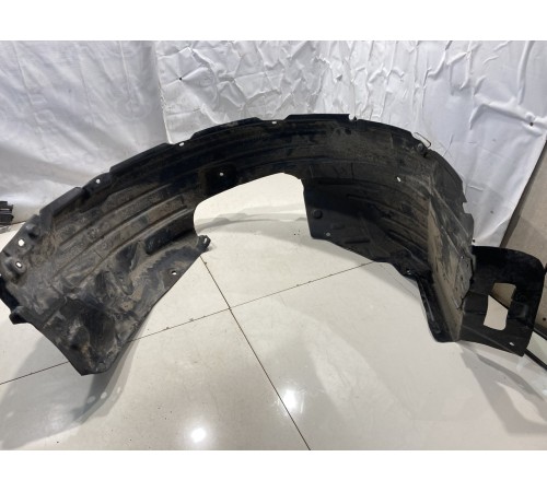 Локер (передний, правый)