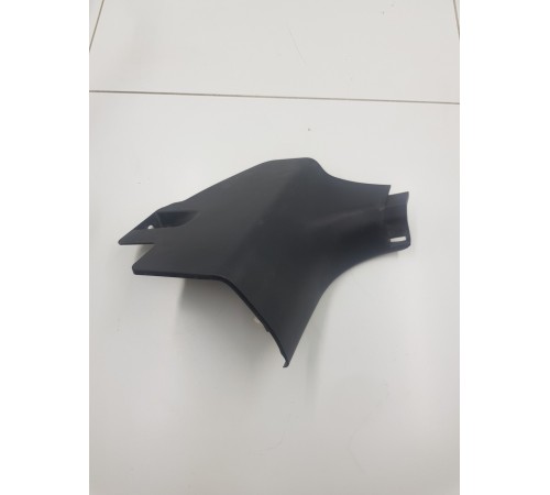 Накладка стойки передняя левая