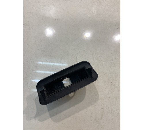 Накладка замка багажника