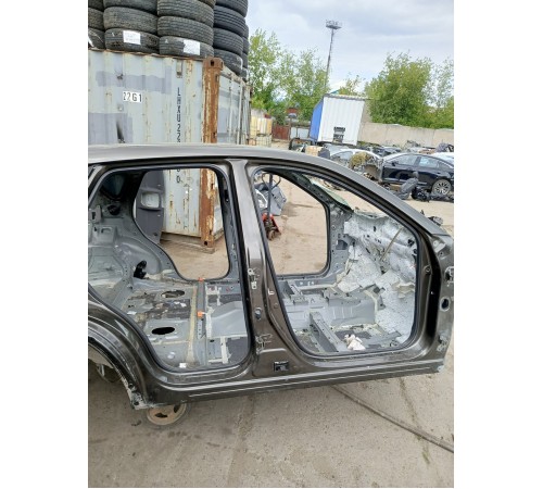 Порог со стойкой правый