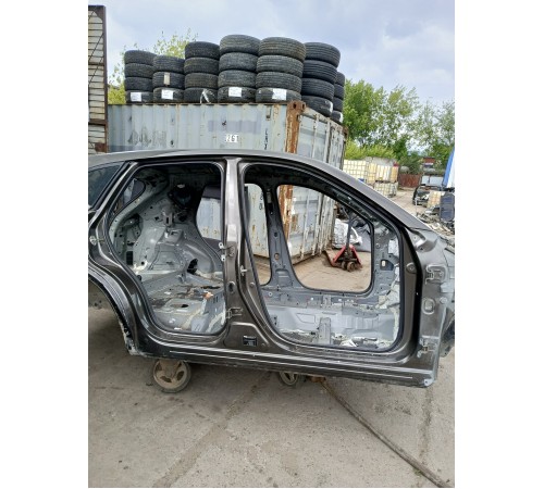 Порог со стойкой правый