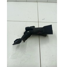 Кронштейн крепление передний правый