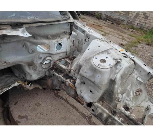 Лонжерон (передний, левый)