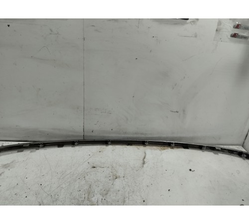 Молдинг решётки радиатора