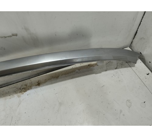 Молдинг решётки радиатора