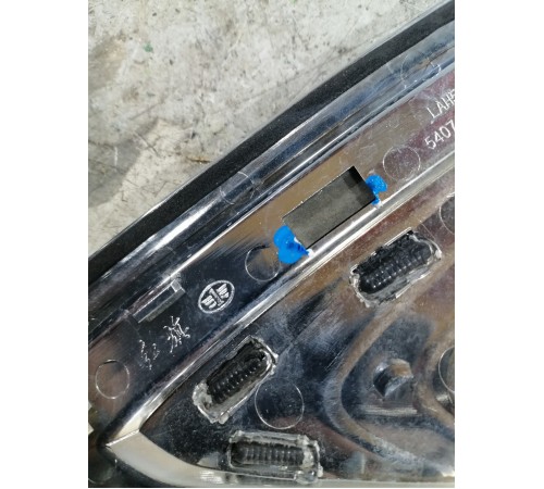 Накладка кузова декоративная передняя левая