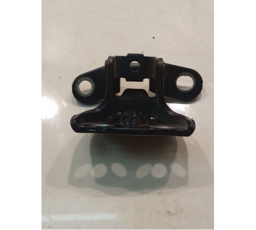 Петля двери (задняя, левая, верхняя)