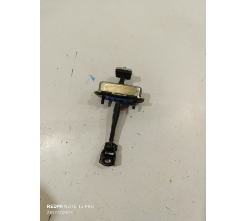 Ограничитель двери передний левый