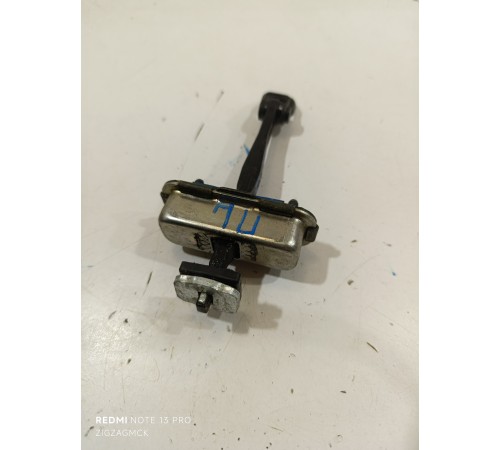 Ограничитель двери передний левый