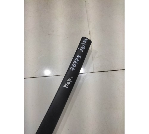 Уплотнитель моторного отсека передний