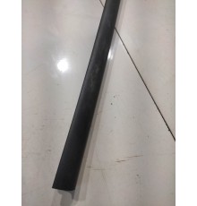 Уплотнитель моторного отсека передний