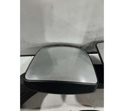 Зеркало заднего вида боковое левое