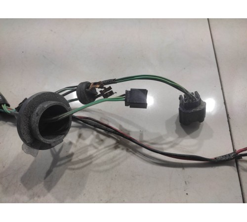 Электропроводка фары(задняя левая)