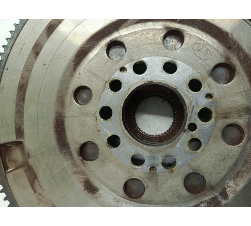 Маховик двигателя