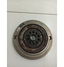 Маховик двигателя