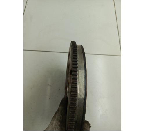 Маховик двигателя