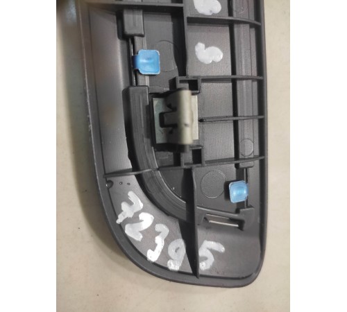 Декоративная накладка порога(задняя правая)