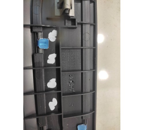 Декоративная накладка порога(задняя правая)