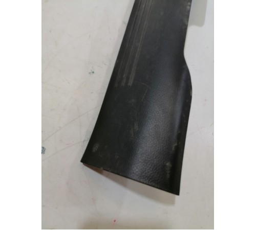 Накладка порога передняя левая