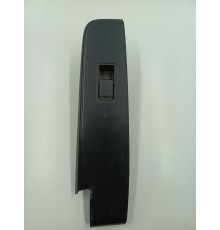 Кнопка стеклоподъемника передняя правая