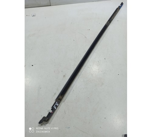 Уплотнитель стекла (задний левый наружный)