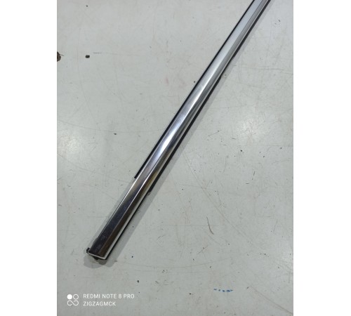 Уплотнитель стекла (задний левый наружный)