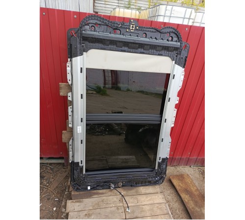 Люк крыши (панорама)