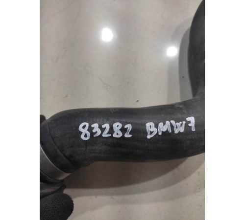 Патрубок системы охлаждения