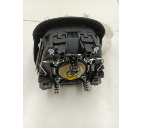 Подушка безопасности водителя