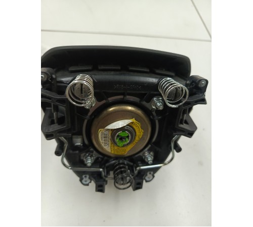 Подушка безопасности водителя