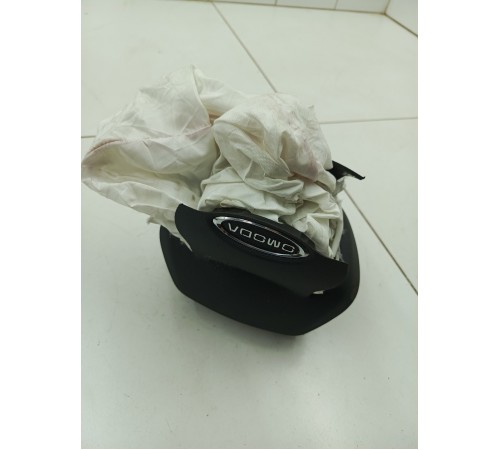 Подушка безопасности водителя