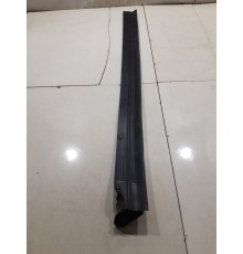 Уплотнитель двери(передний левый)