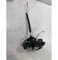 Замок двери задний правый