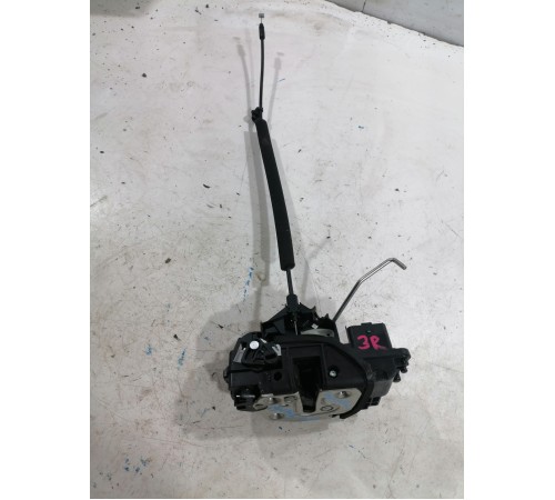 Замок двери задний правый