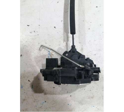 Замок двери задний правый