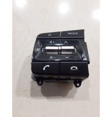 Кнопки руля многофункциональные левые