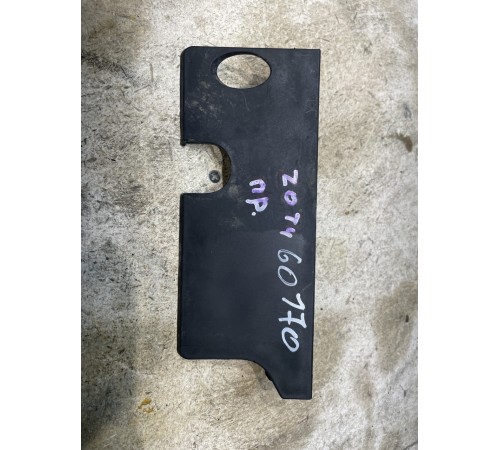 Пыльник передний правый