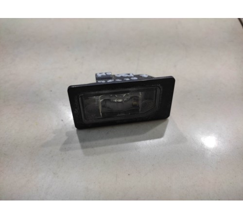 Плафон подсветки номера (задний)