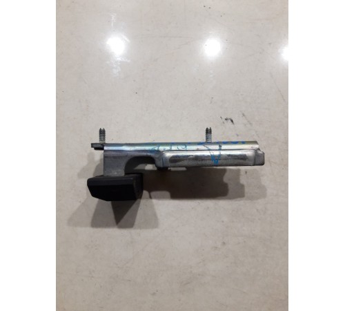 Отбойник левой сдвижной двери