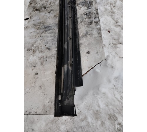 Подножка порога левая