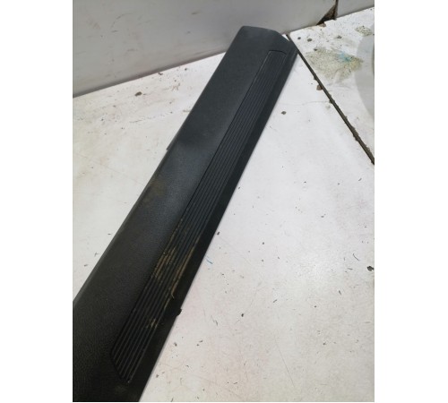 Накладка порога правая