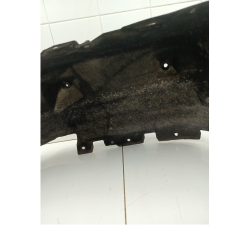 Локер подкрылок передний правый