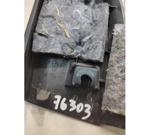 Угол зеркала внутренний передний правый