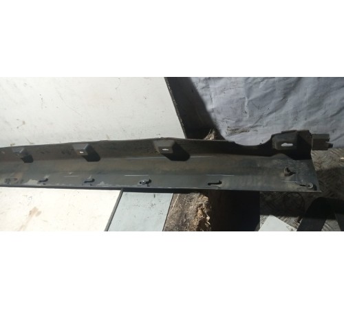 Накладка на порог правая